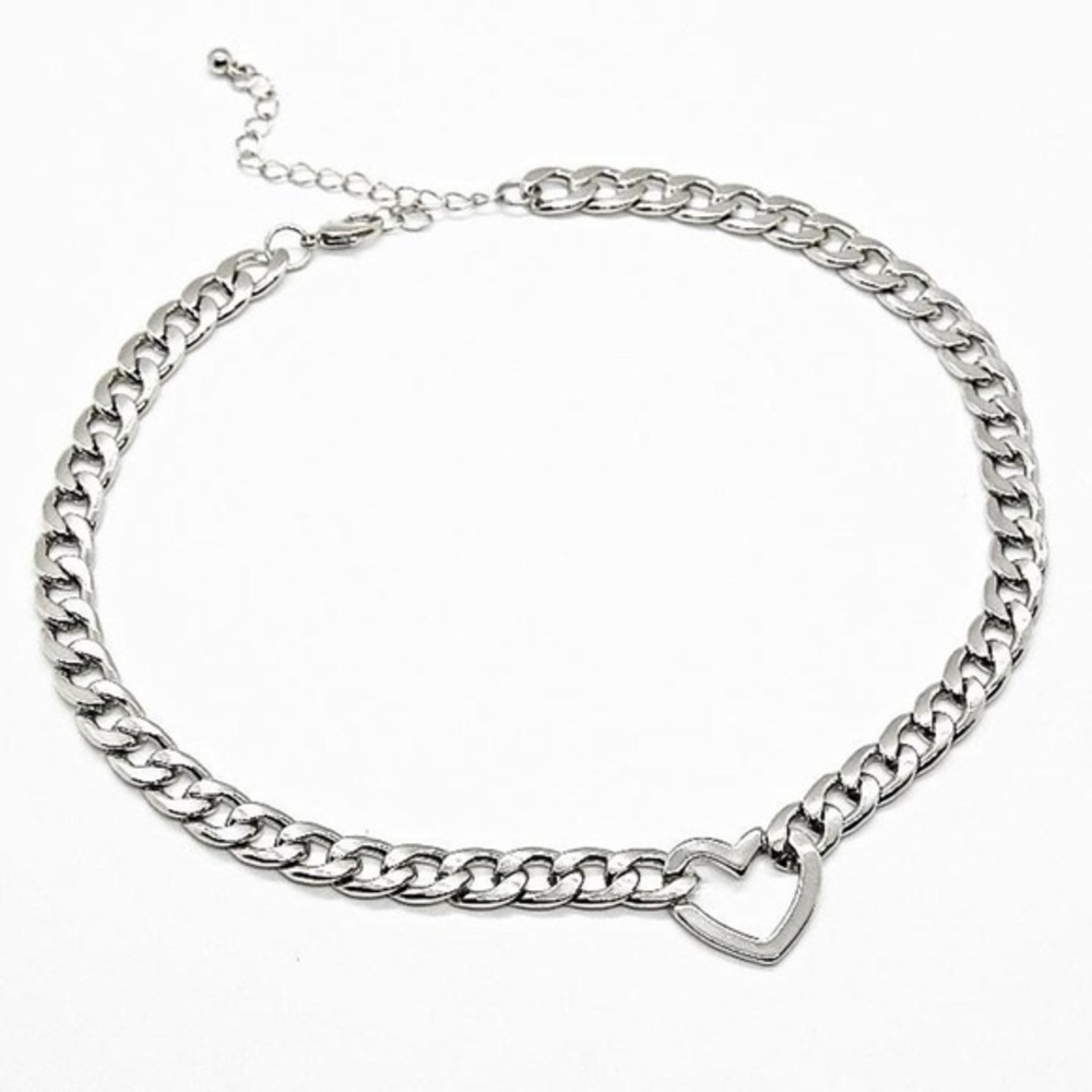 Elegant Silver Heart Chain Necklace